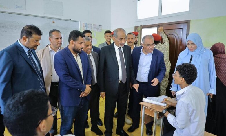 الصبيحي يدشن امتحانات الثانوية لـ 93 ألفاً ويشيد بالجهاز التربوي