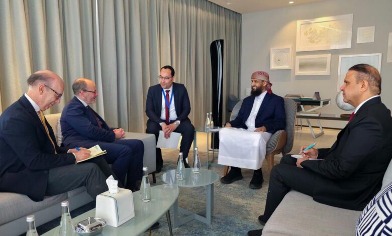 وفد إسباني رفيع يناقش مع المحرّمي مستجدات الأوضاع في اليمن وأمن البحر الأحمر 1 وفد إسباني رفيع يناقش مع المحرّمي مستجدات الأوضاع في اليمن وأمن البحر الأحمر