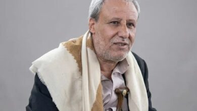 بعد حقنه بمادة سامة.. وفاة ضابط سابق تحت التعذيب في معتقلات الحوثي 2 بعد حقنه بمادة سامة.. وفاة ضابط سابق تحت التعذيب في معتقلات الحوثي