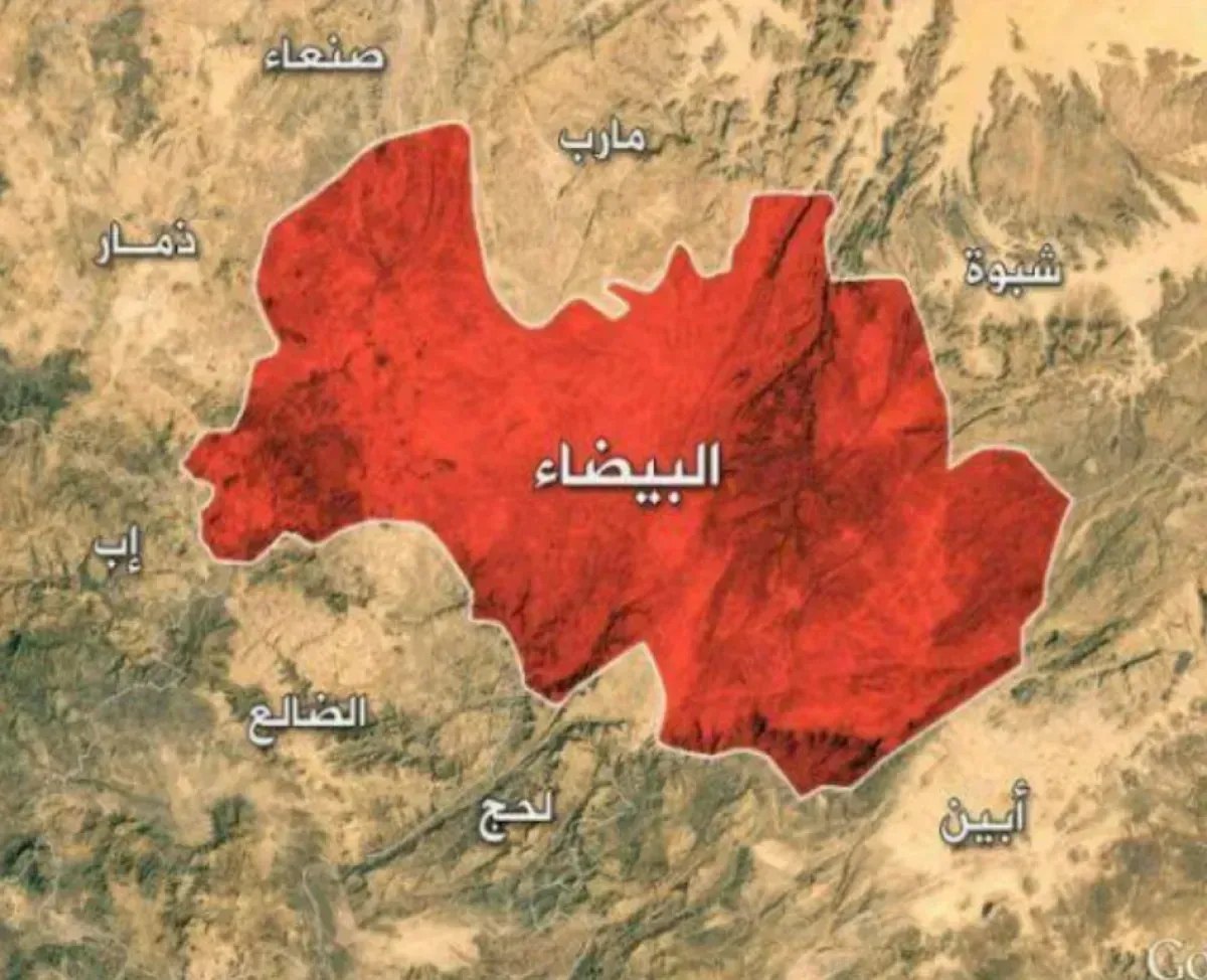 مليشيا الحوثي تحول منزل شيخ قبلي في البيضاء إلى مقر إعلامي تابع لها