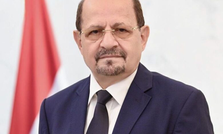 الزنداني يصدر قرارات بتكليف قيادات جديدة في وزارة الخدمة المدنية 1 الزنداني يصدر قرارات بتكليف قيادات جديدة في وزارة الخدمة المدنية