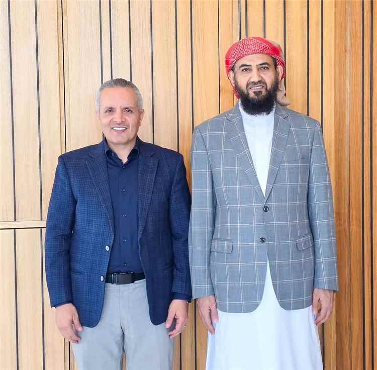 المحرّمي يناقش مع وزير الشؤون الاجتماعية خطط تطوير الأداء وتعزيز الحماية الاجتماعية