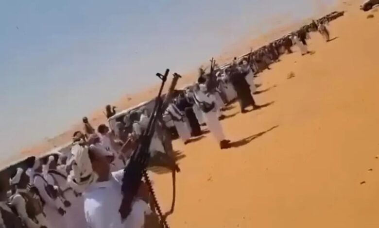 قبائل الجوف تغلق خط الريان الدولي احتجاجاً على تعذيب الشيخ الحزمي في سجون الحوثيين