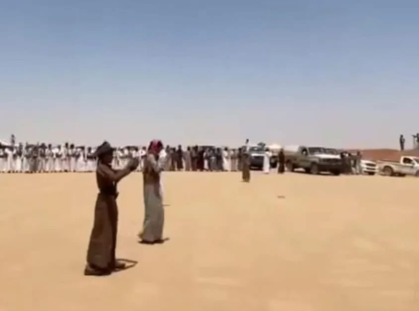 توافد قبلي واسع إلى الجوف استجابةً للنكف ضد انتهاكات مليشيا الحوثي بحق الشيخ الحزمي