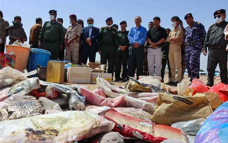 النيابة العامة في شبوة تتلف كميات كبيرة من المخدرات والخمور بعد استكمال الإجراءات القانونية