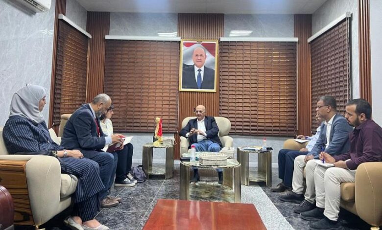 وزارة المياه تبحث دعم برامج التكيف مع التغيرات المناخية بالشراكة مع مؤسسة ألمانية