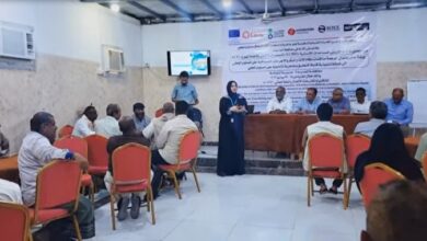 السلطة المحلية في الحديدة تطلق ورشة لتعزيز الإنذار المبكر ومواجهة الكوارث
