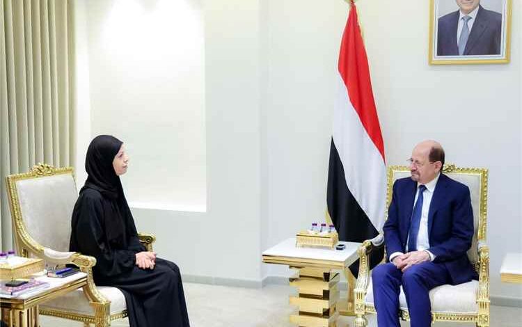 خلال لقائه بعثة الصليب الأحمر.. الزنداني يؤكد أولوية ملف الأسرى ويدعو لتكثيف الضغوط على الحوثيين