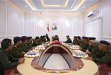 وزير الداخلية يوجه بتسريع إصدار البطاقة الذكية ومكافحة التزوير والسمسرة في الأحوال المدنية