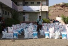 تدشين توزيع مساعدات غذائية في موزع بدعم سعودي ورعاية طارق صالح