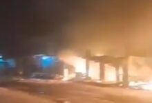 حريق يلتهم عددًا من المحلات التجارية في سوق قانية بالبيضاء