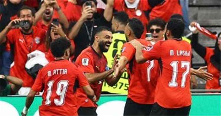 مصر تحقق انتصاراً تاريخياً على نيوزيلندا بثلاثية وتعتلي صدارة المجموعة 1 مصر تحقق انتصاراً تاريخياً على نيوزيلندا بثلاثية وتعتلي صدارة المجموعة