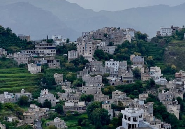 إحباط محاولة اختطاف طفل في إب بعد تدخل الأهالي وفرار الجناة