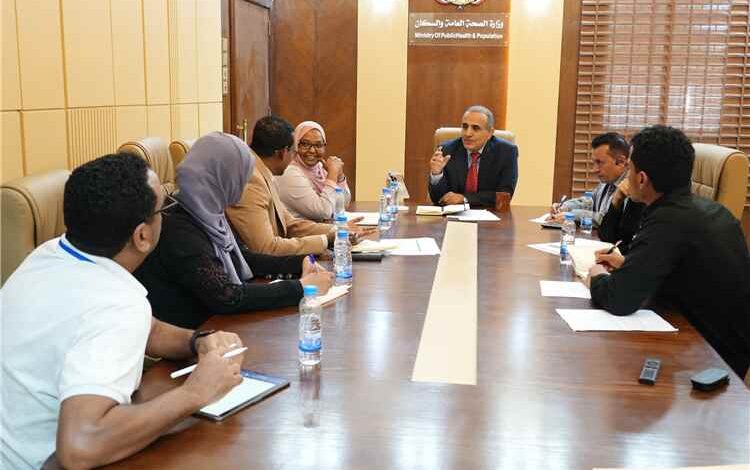 وزير الصحة يبحث مع الصحة العالمية تطوير منظومة الترصد الوبائي وتعزيز مكافحة الأمراض
