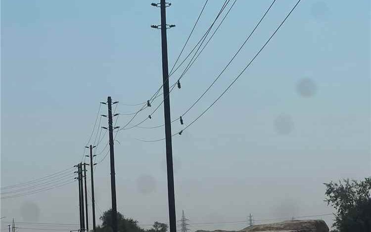 عمل تخريبي يخرج خطًا استراتيجيًا لنقل الكهرباء عن الخدمة في مأرب