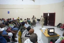 استجابة لمطالب المواطنين.. تعديل تعرفة الشريحة الأولى للكهرباء في مدينة المخا