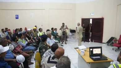 استجابة لمطالب المواطنين.. تعديل تعرفة الشريحة الأولى للكهرباء في مدينة المخا 7 استجابة لمطالب المواطنين.. تعديل تعرفة الشريحة الأولى للكهرباء في مدينة المخا