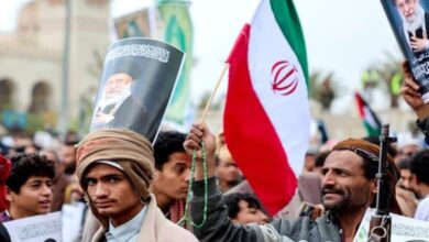 تقرير أمريكي يحذر من عقيدة إيرانية جديدة تربط أمن طهران بوكلائها في المنطقة