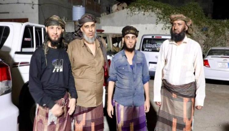القوات الجنوبية تكشف عن تحرير 4 جنود اختطفهم تنظيم القاعدة في كمين بأبين 1 القوات الجنوبية تكشف عن تحرير 4 جنود اختطفهم تنظيم القاعدة في كمين بأبين