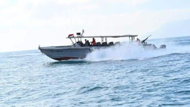 خفر السواحل يواصل البحث عن قارب يقل 22 شخصاً قبالة سواحل المهرة 10 خفر السواحل يواصل البحث عن قارب يقل 22 شخصاً قبالة سواحل المهرة