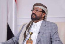 العرادة يكشف من يقف وراء إثارة الجدل حول دعم طارق صالح لجرحى مأرب