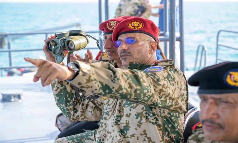 تقرير دولي يكشف تحركات جديدة لتطويق الحوثيين بحريًا في البحر الأحمر