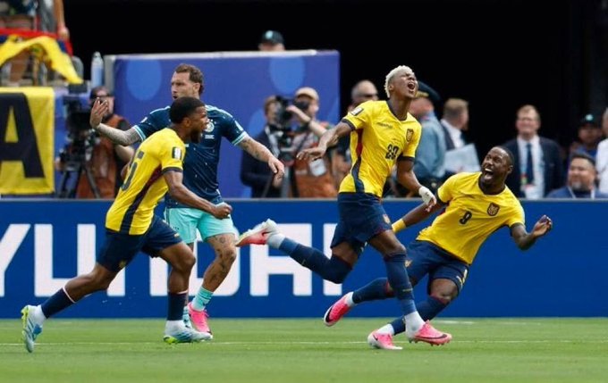 الإكوادور تنتزع فوزًا ثمينًا من ألمانيا وتؤمن تأهلها إلى دور الـ32