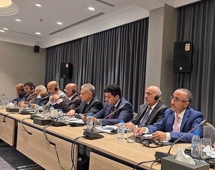 اليمن وصندوق النقد يناقشان برنامج مراقبة لتعزيز الاستقرار والإصلاح المالي 1 اليمن وصندوق النقد يناقشان برنامج مراقبة لتعزيز الاستقرار والإصلاح المالي