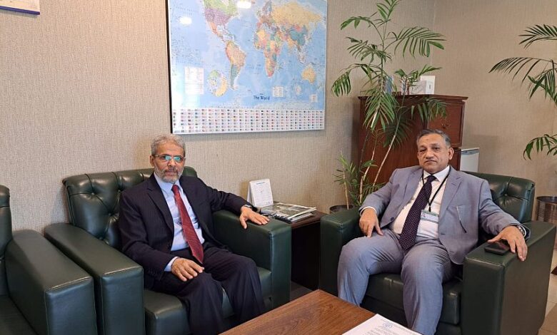 العشبي يبحث مع مسؤول باكستاني الاعتداءات الإيرانية على السيادة اليمنية 1 العشبي يبحث مع مسؤول باكستاني الاعتداءات الإيرانية على السيادة اليمنية