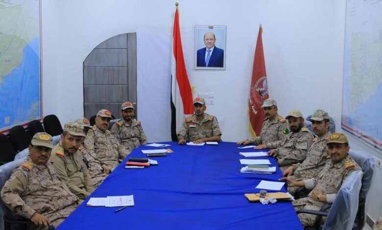 رئيس الأركان يوجّه برفع الجاهزية القتالية القصوى لمواجهة أي تصعيد حوثي 1 رئيس الأركان يوجّه برفع الجاهزية القتالية القصوى لمواجهة أي تصعيد حوثي