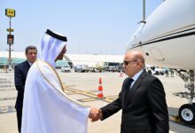 العليمي يصل الدوحة لتقديم واجب العزاء بوفاة الأمير الوالد الشيخ حمد بن خليفة آل ثاني