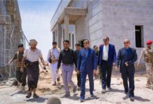 محافظ شبوة يتفقد مشروع كلية الطب بجامعة شبوة