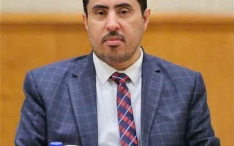 وزير الشباب: تشغيل مطار صنعاء يجب أن يتم عبر مؤسسات الدولة