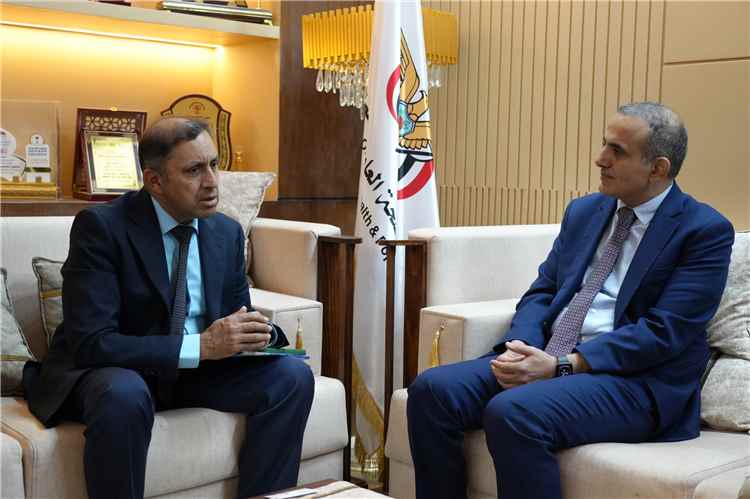 وزير الصحة يبحث مع ممثل اليونيسيف الجديد تعزيز دعم القطاع الصحي في اليمن