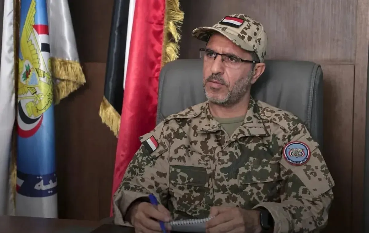 دويد: مزاعم حصار مطار صنعاء ذريعة حوثية لتبرير التدخل الإيراني في اليمن