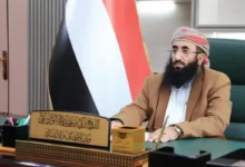 وزير الأوقاف يحث اليمنيين على دعم معركة استعادة الدولة والالتفاف حول القوات المسلحة