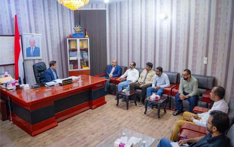 محافظ شبوة يطّلع على نتائج أولية لأول مسح ميداني لرصد مرض التراخوما بالمحافظة 1 محافظ شبوة يطّلع على نتائج أولية لأول مسح ميداني لرصد مرض التراخوما بالمحافظة