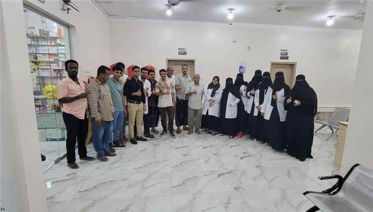 تدشين مخيم طبي مجاني بالريدة لتعزيز الرعاية الصحية لمرضى السكري والضغط