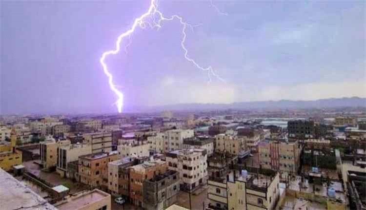وفاة أربعة أشخاص إثر صاعقتين رعديتين في محافظة حجة 1 وفاة أربعة أشخاص إثر صاعقتين رعديتين في محافظة حجة