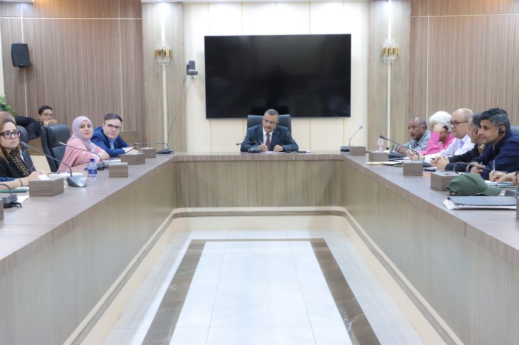 وزارة الزراعة تبحث مع البنك الدولي مشروعًا لتطوير قطاع الألبان في اليمن