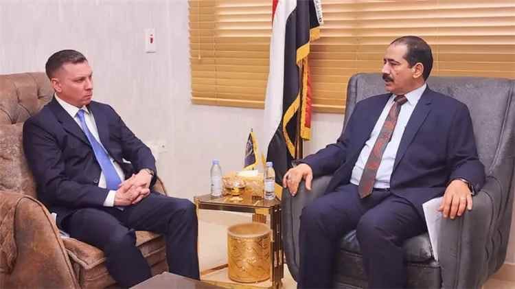 حيدان ومسؤولون أمريكيون يستعرضون آليات تعزيز التعاون الأمني وبناء القدرات