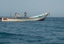 اختفاء قارب فيبر يقل صيادين اثنين أثناء رحلة من الصومال إلى رأس العارة