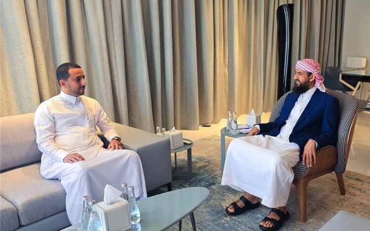 المحرّمي يشدد على تحديث هيئة الأراضي والتحول الرقمي لحماية أملاك الدولة