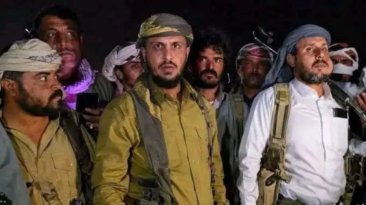 كمين مسلح يستهدف الشيخ حسين الصلاحي ويخلف قتيلين ومطالبات بالتحقيق