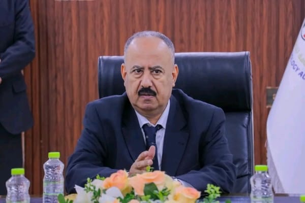 وزير النقل يؤكد منع طائرة إيرانية من التوجه إلى صنعاء وإلزامها بالعودة 1 وزير النقل يؤكد منع طائرة إيرانية من التوجه إلى صنعاء وإلزامها بالعودة