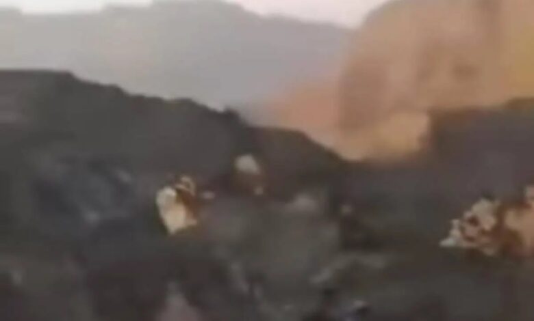 مواجهات عنيفة في حريب بعد إحباط هجوم شنته مليشيا الحوثي جنوب مأرب 1 مواجهات عنيفة في حريب بعد إحباط هجوم شنته مليشيا الحوثي جنوب مأرب