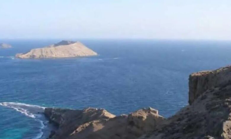 مليشيا الحوثي تعلن حظراً بحرياً على السعودية وتتوعد بتصعيد شامل 1 مليشيا الحوثي تعلن حظراً بحرياً على السعودية وتتوعد بتصعيد شامل