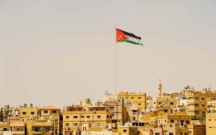 الجيش الأردني يعلن اعتراض 13 هدفًا جويًا ويؤكد رفع الجاهزية