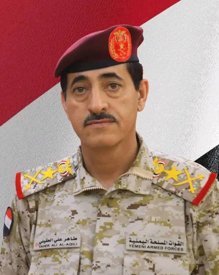 وزير الدفاع: مستمرون في تحييد خطر مليشيا الحوثي الإرهابية واستعادة الدولة
