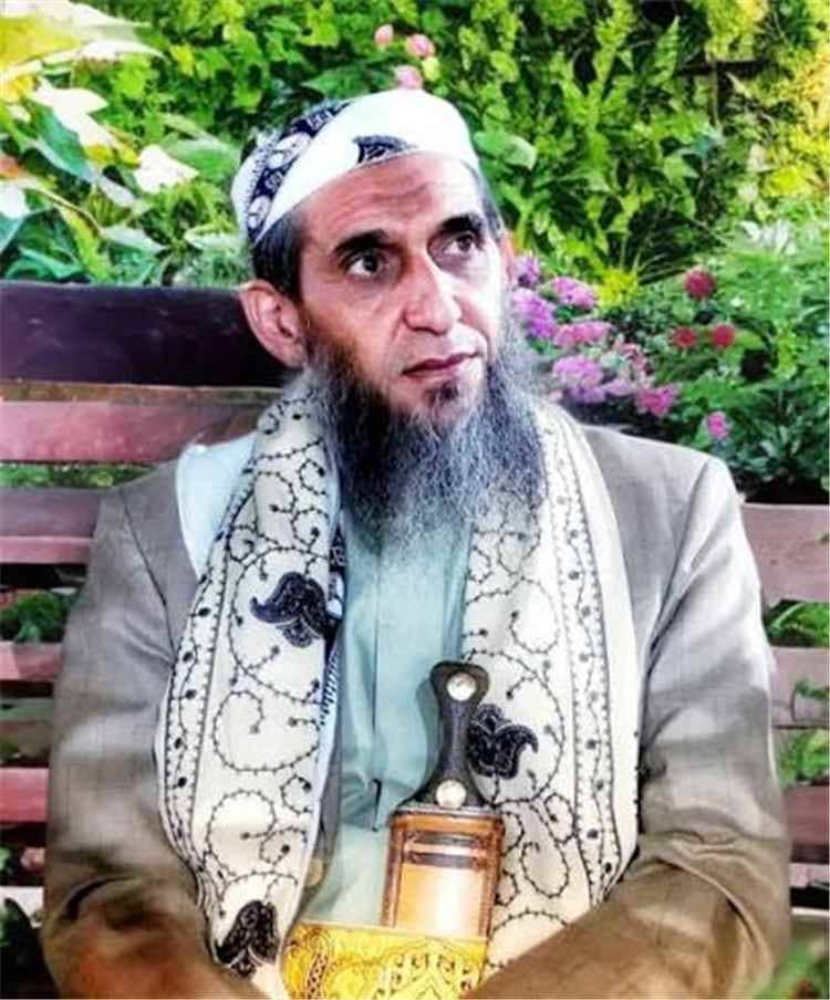 الشيخ واصل عبادي يكشف تعرضه لإطلاق نار أثناء توجهه لصلاة الفجر في مأرب